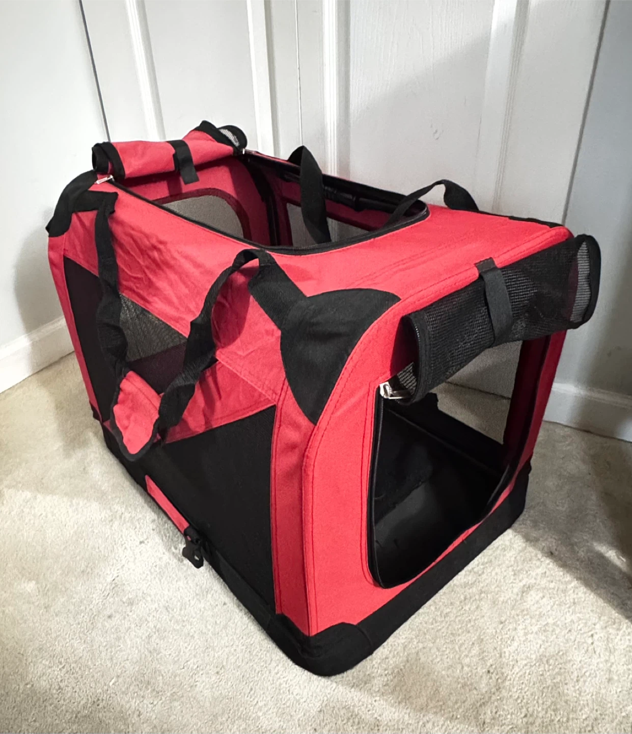 Red and Black Pet Carrier Crate 23" x 16" x 17" - photo 3