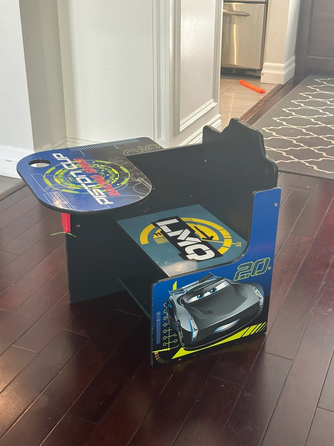 Disney Pixar Cars Kid's Desk and Chair - photo 2