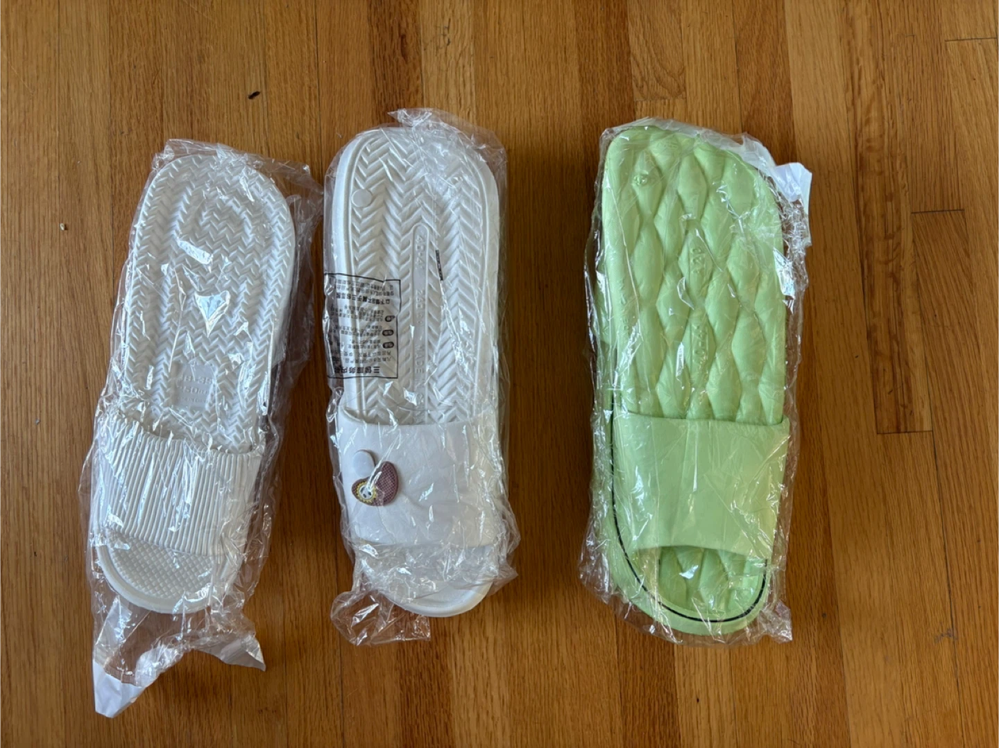 Three Pairs of Slippers -new - photo 2