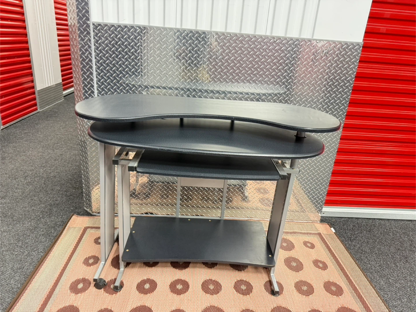Ergonomic Computer Desk with Keyboard Tray