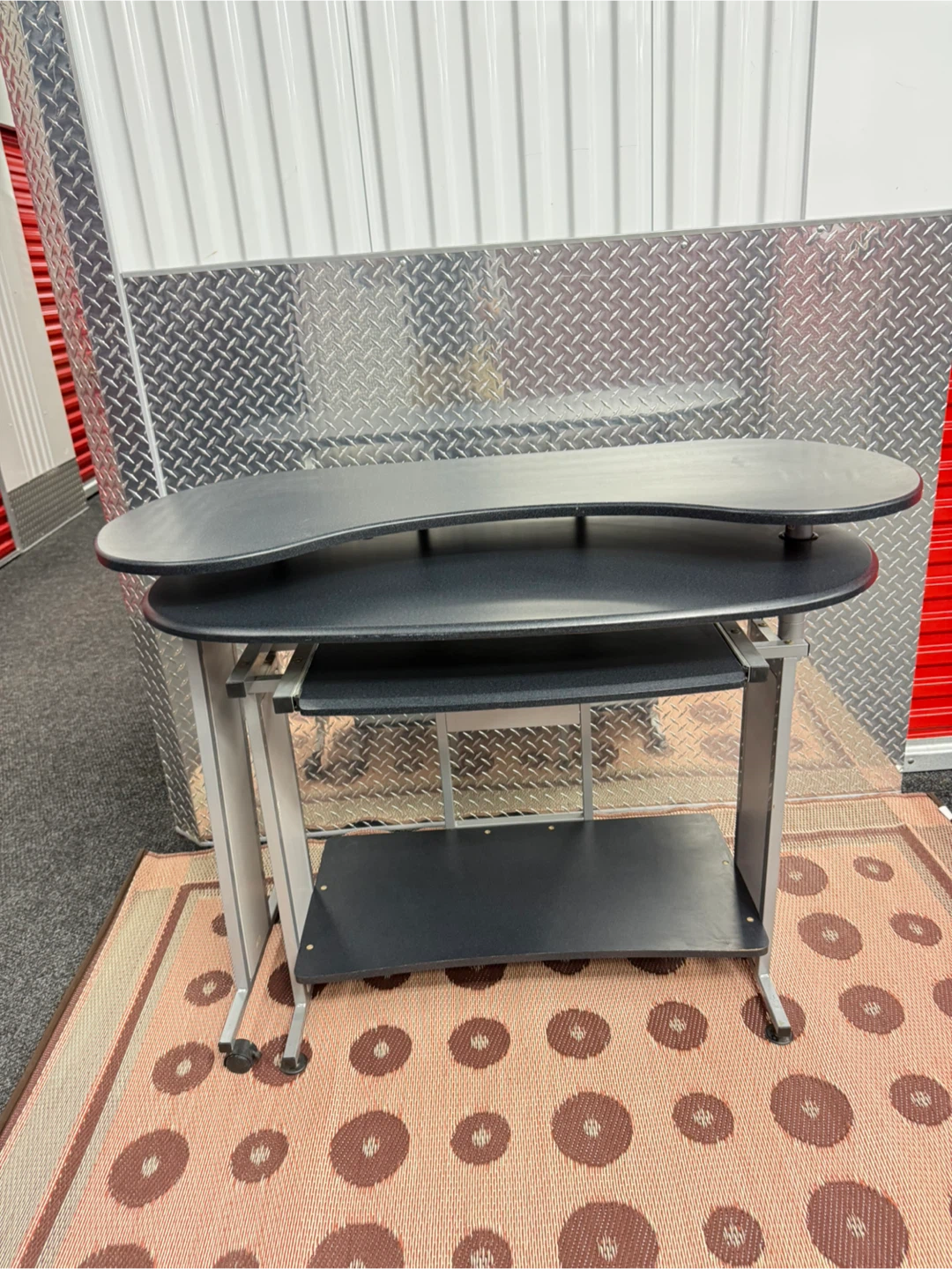 Ergonomic Computer Desk with Keyboard Tray - photo 2
