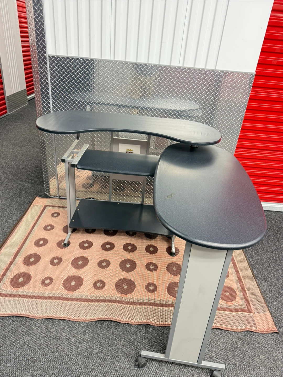 Ergonomic Computer Desk with Keyboard Tray - photo 3