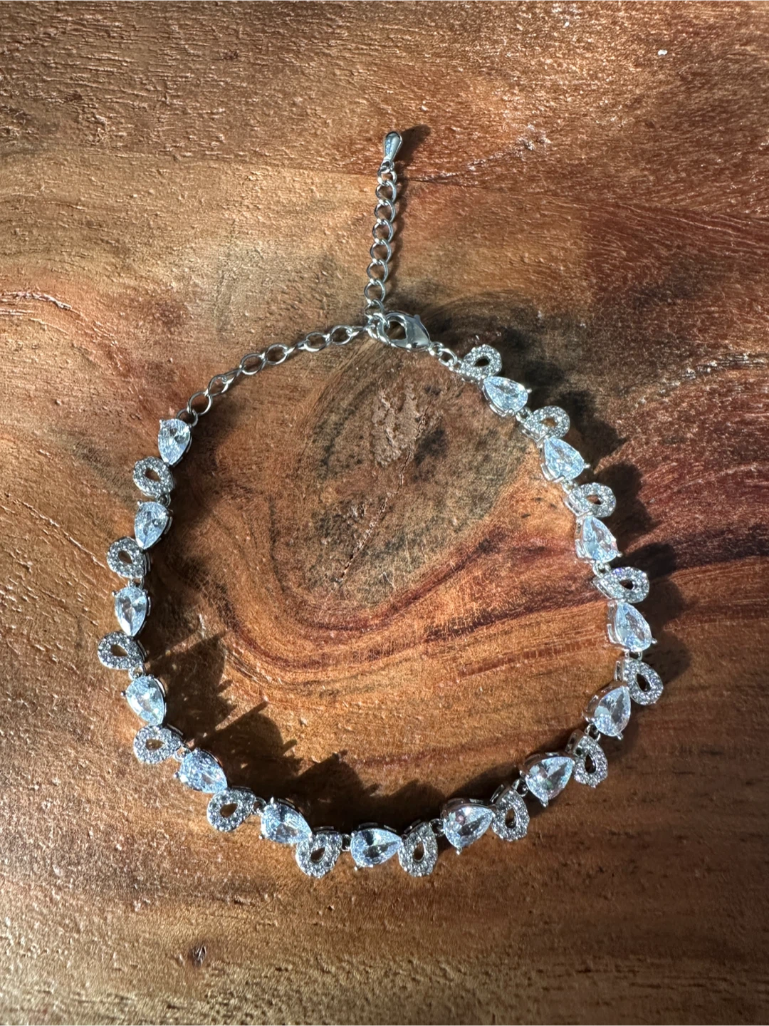 Sparkling teardrop and halo crystal bracelet