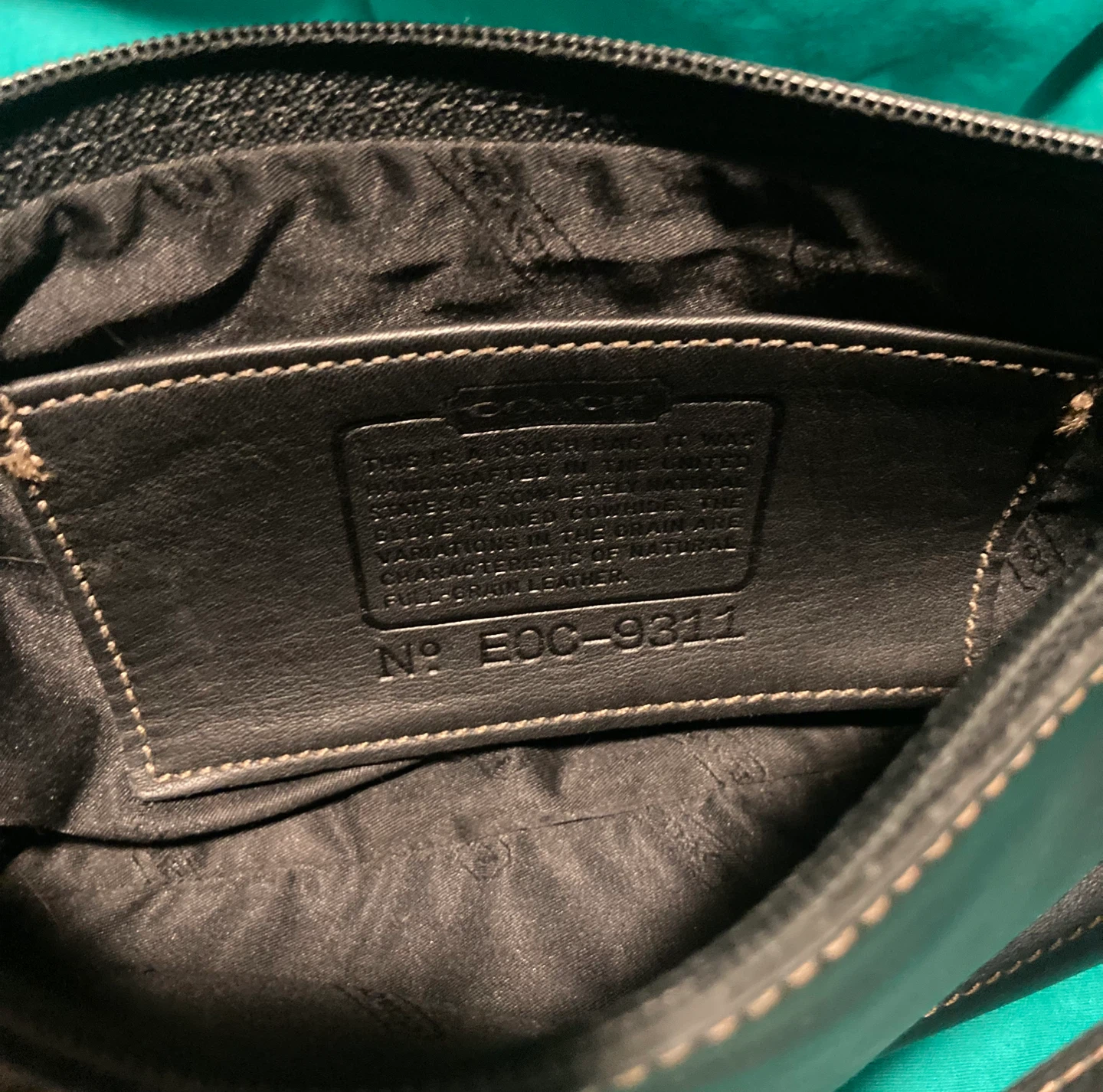 Vintage Coach Leather Small Shoulder Bag - photo 2