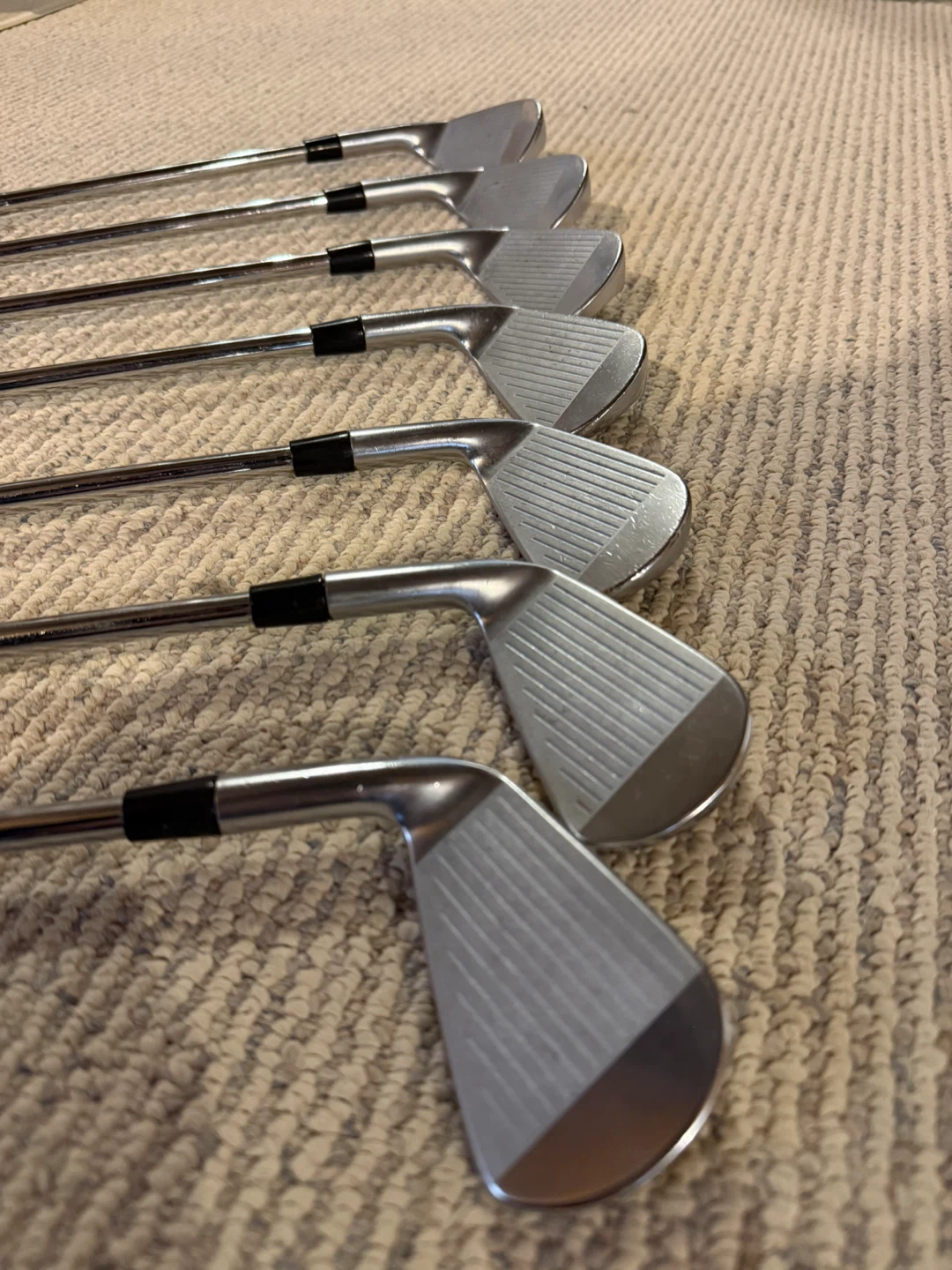 Srixon zx5/zx7 mkii combo iron set 4-PW - photo 2