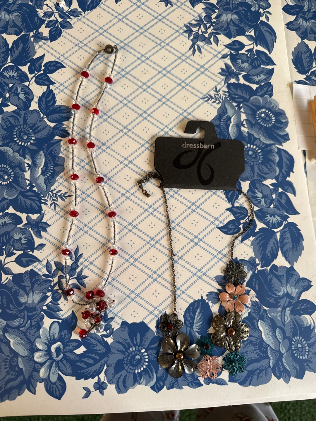 Dressbarn Beaded and Floral Necklaces Set