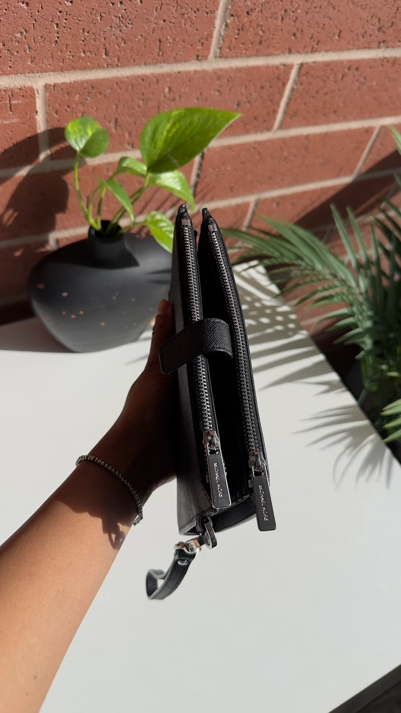 Michael Kors Black Saffiano Leather Wallet Clutch - photo 3