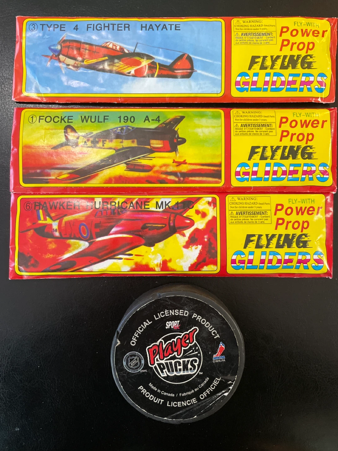 3-Flying Gliders & a Vintage Mats Sundin Hockey Puck - photo 2