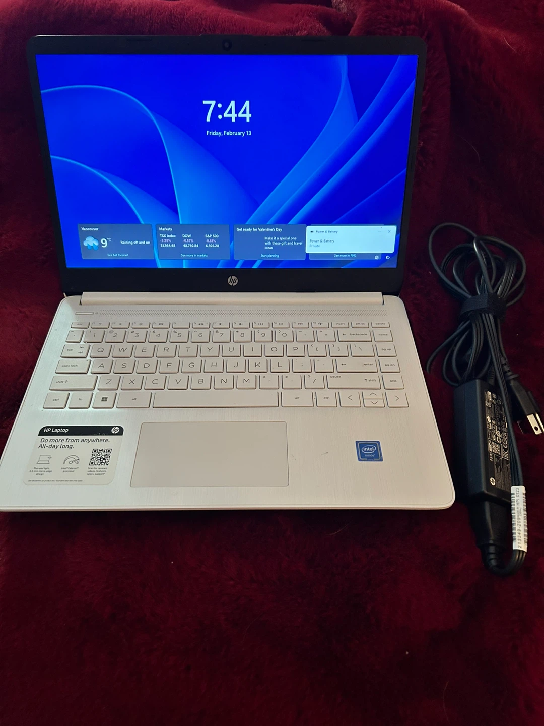 HP Laptop 14" white