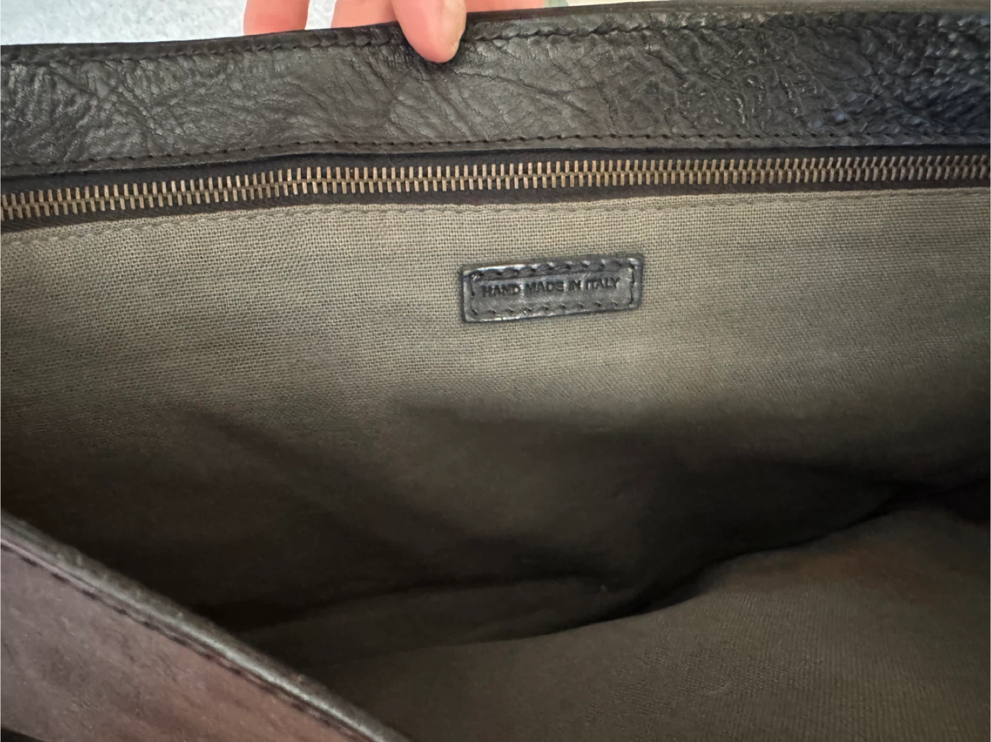 John Varvatos Italian hand made Black Leather Messenger Bag - photo 2