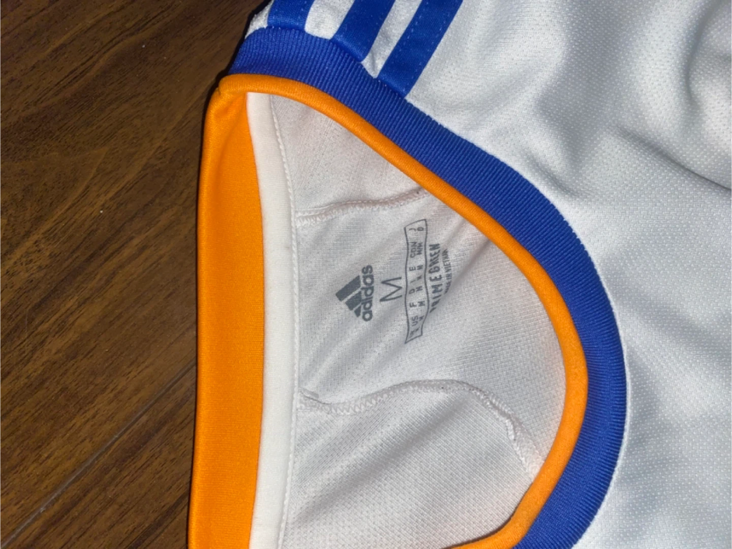 Never Worn Adidas Real Madrid Sergio Ramos #4 Jersey Size M - photo 3