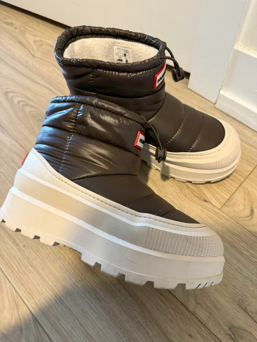 Waterproof Hunter Puffer Boots - Brown