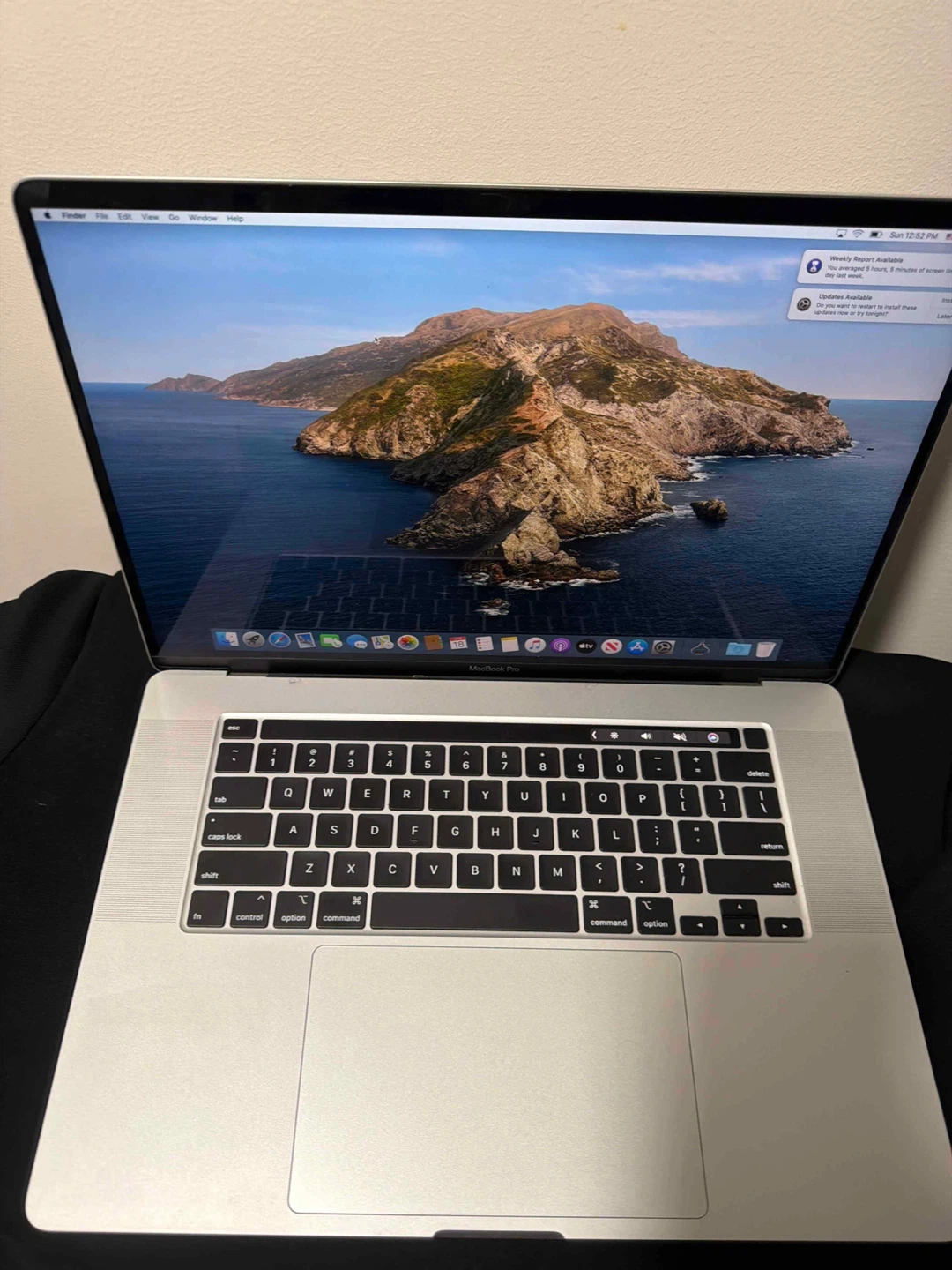 MacBook Pro 16” 2.6ghz i7 16gb ram 500gb