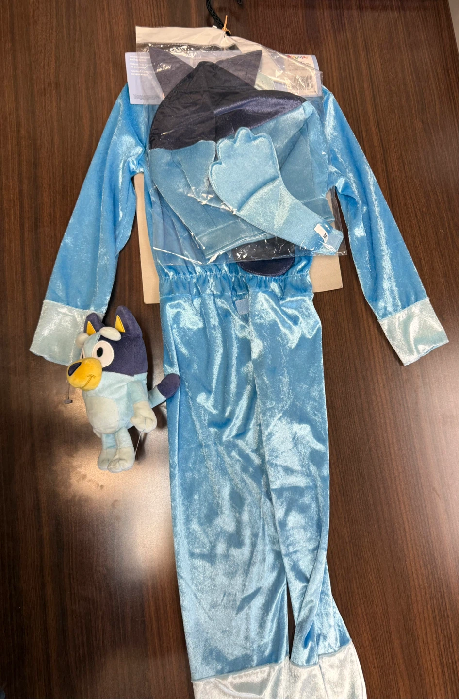 Bluey Costume + Plush Bundle (Size 3T–4T) 🐾 - photo 2
