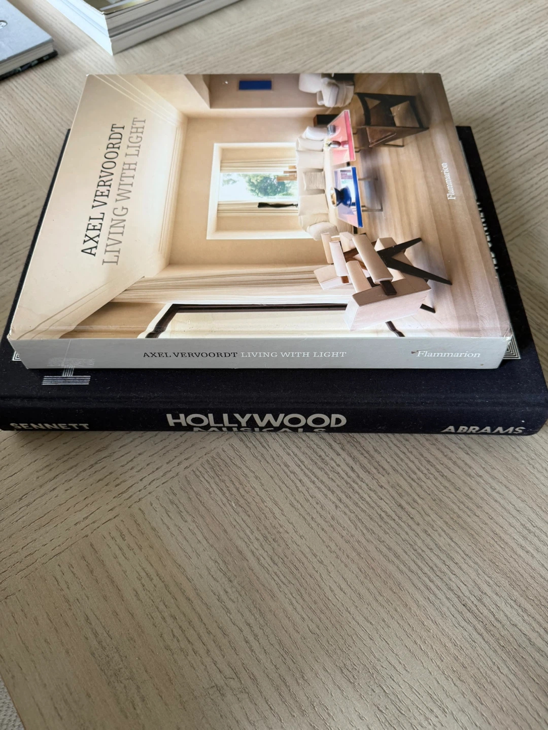 Coffee table books - photo 4