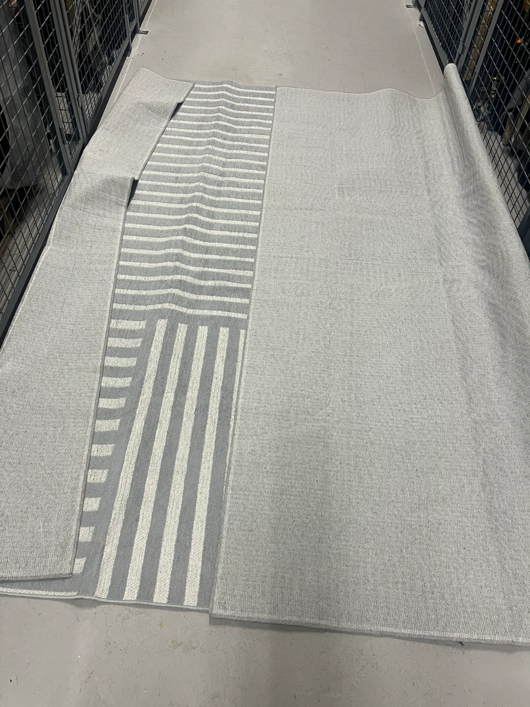 Grey Striped Rug 210 x 245 cm - photo 4