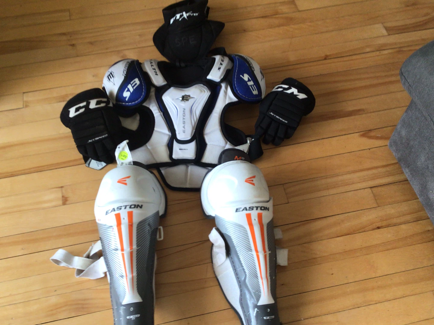 Easton Hockey Goalie Gear Set