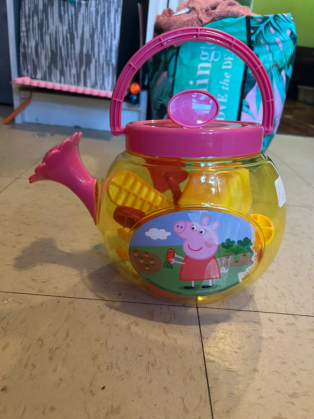 Peppa pig beach toy bucket 🥕 - photo 2