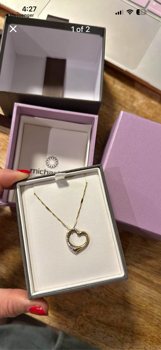 Michael Hill 10k Heart Necklace BNIB