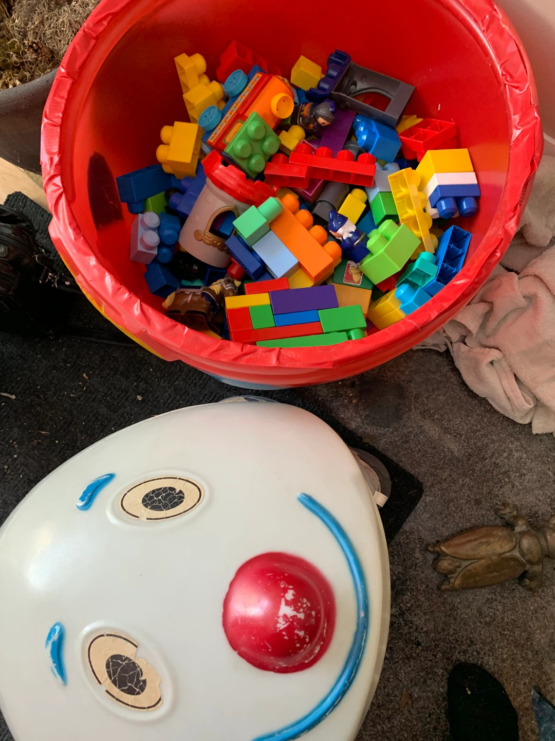 Large lego Blocks in Humpty Dumpty Container