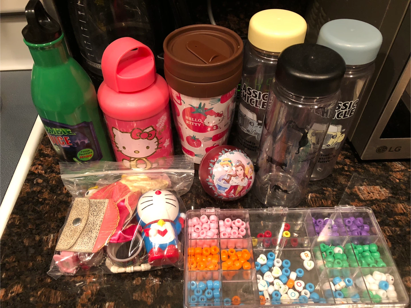 Hello Kitty/Doraemon etc.. Miscellaneous items