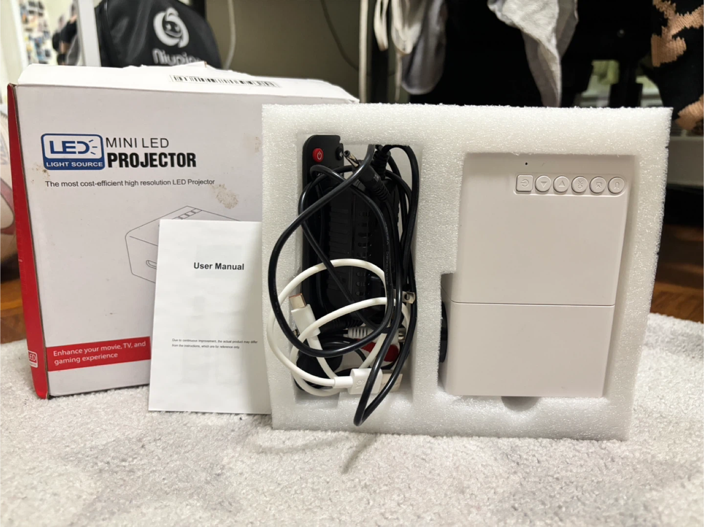 LED Mini Projector - photo 2