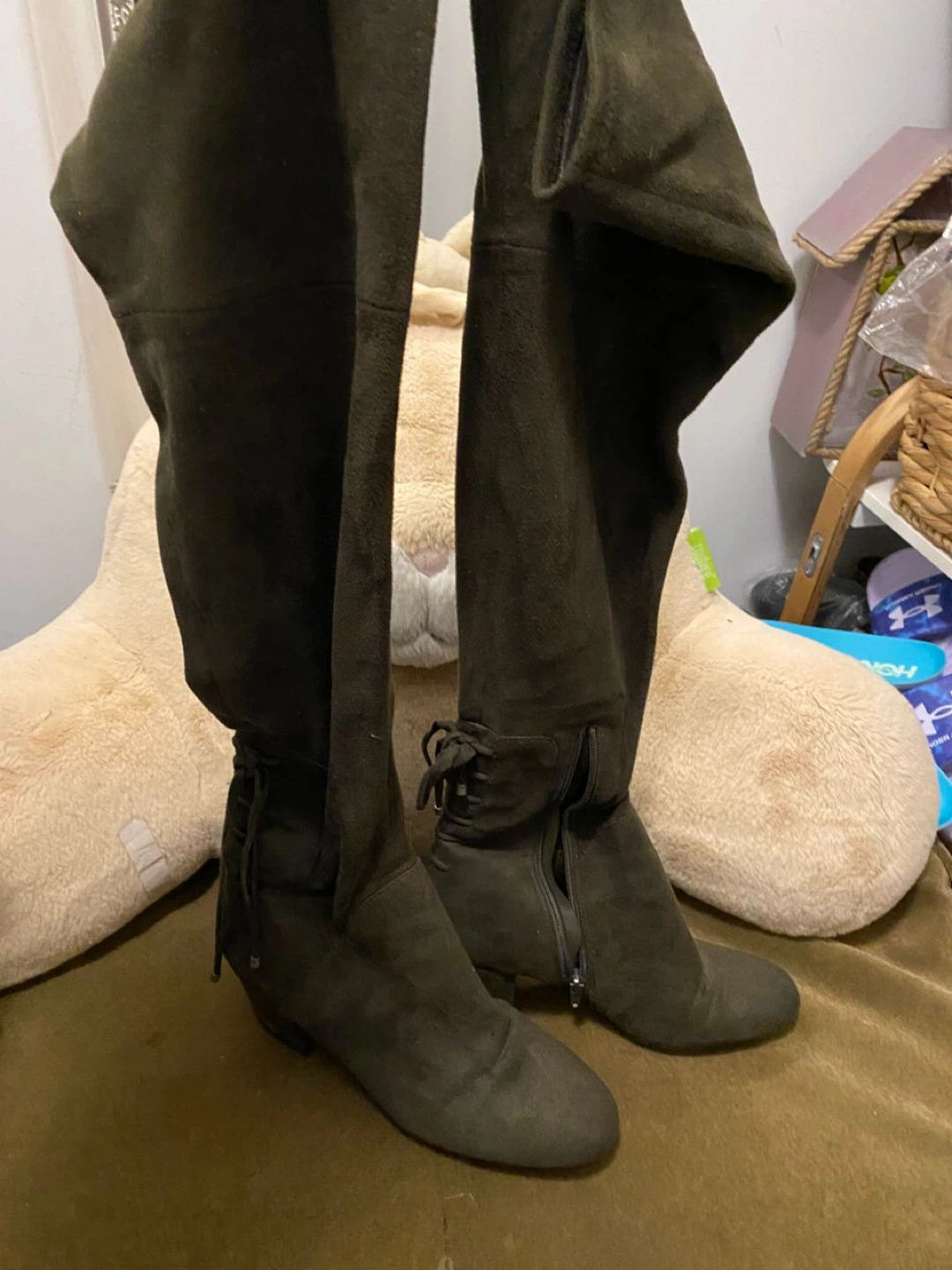 Vince Camuto Women's Olive Green Suede - Size 8.5 - photo 2