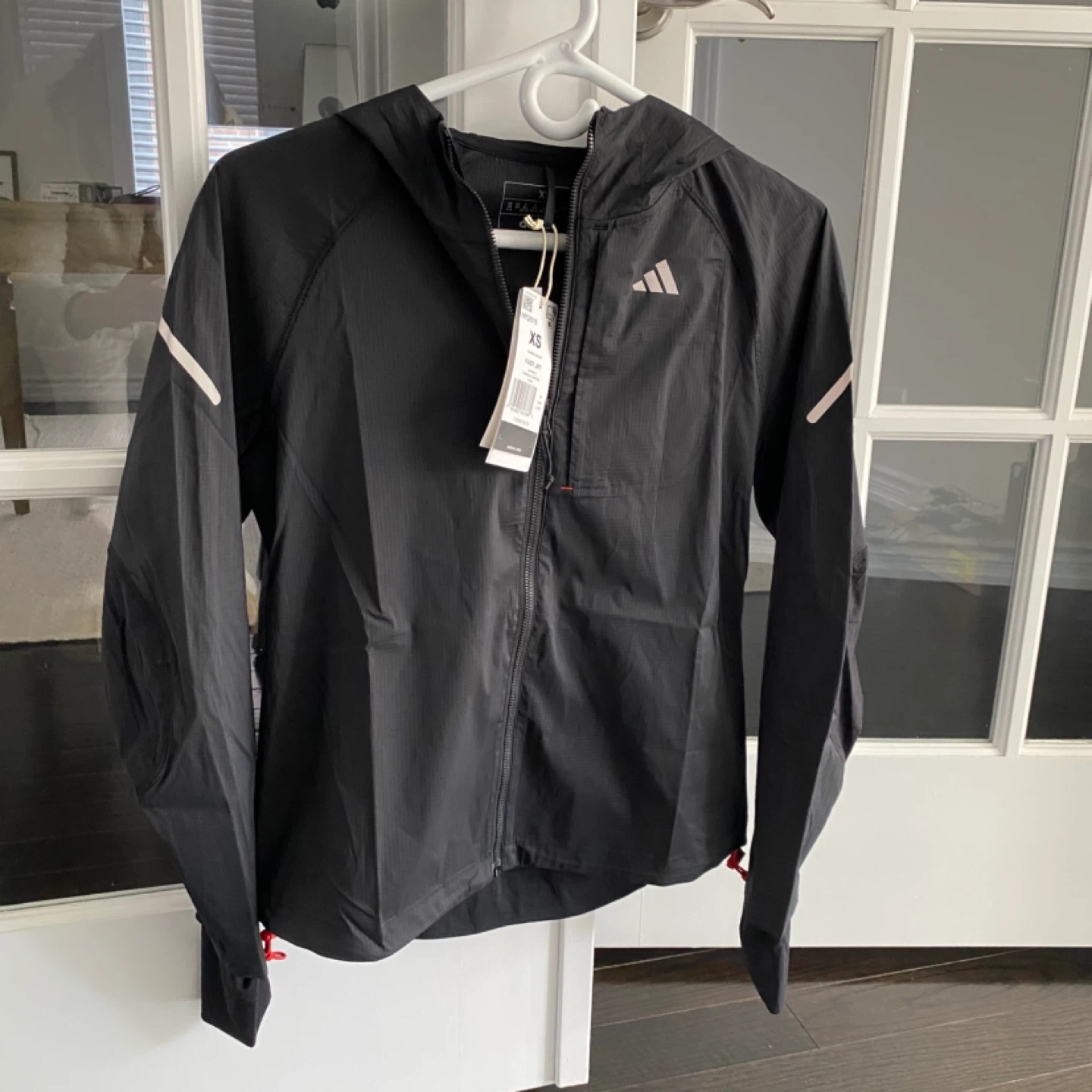 *BRAND NEW* ADIDAS Women’s Fast Running Jacket (XS) - photo 2