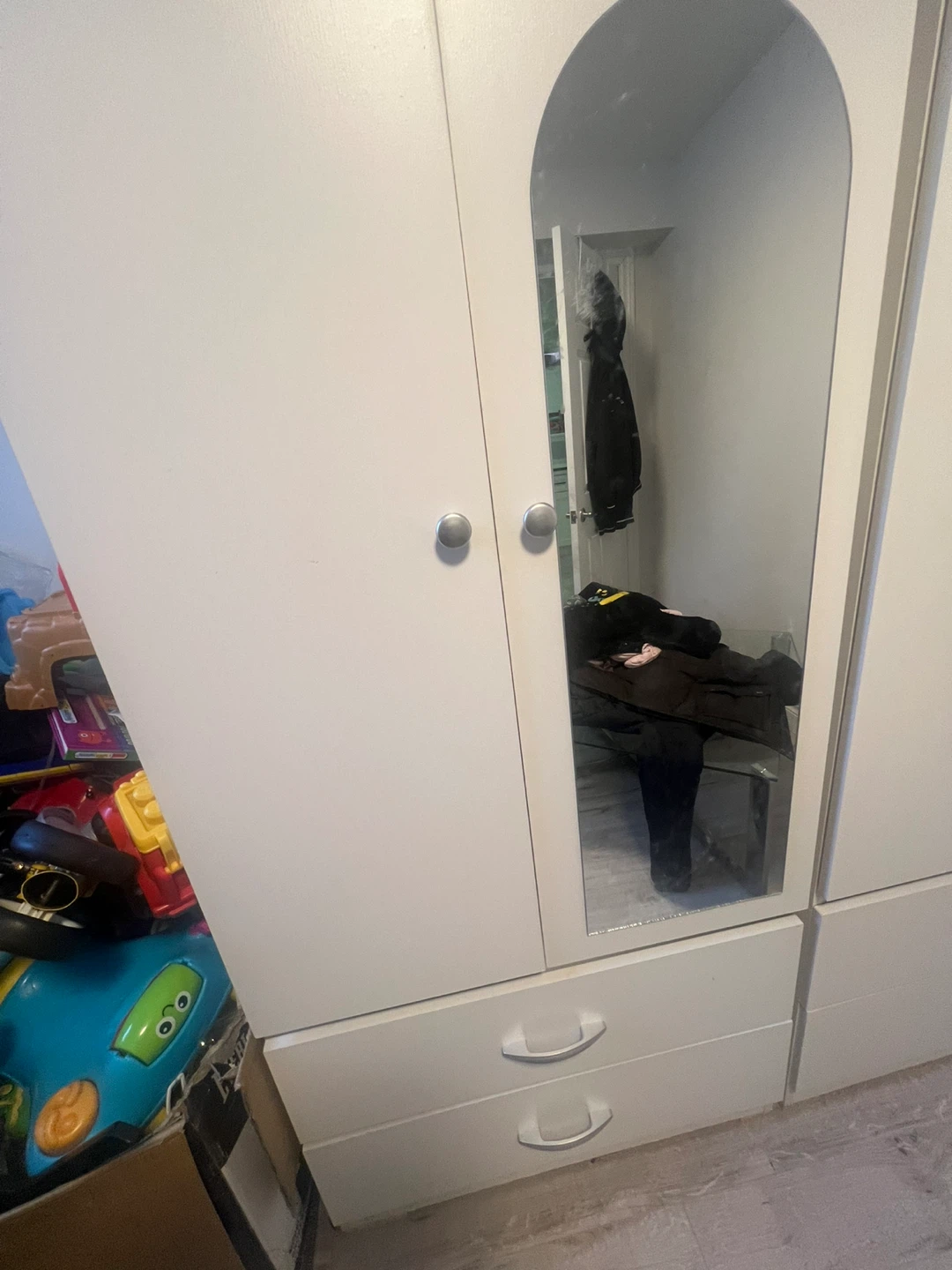 White Double Door Wardrobe with Mirror and Drawers - photo 3
