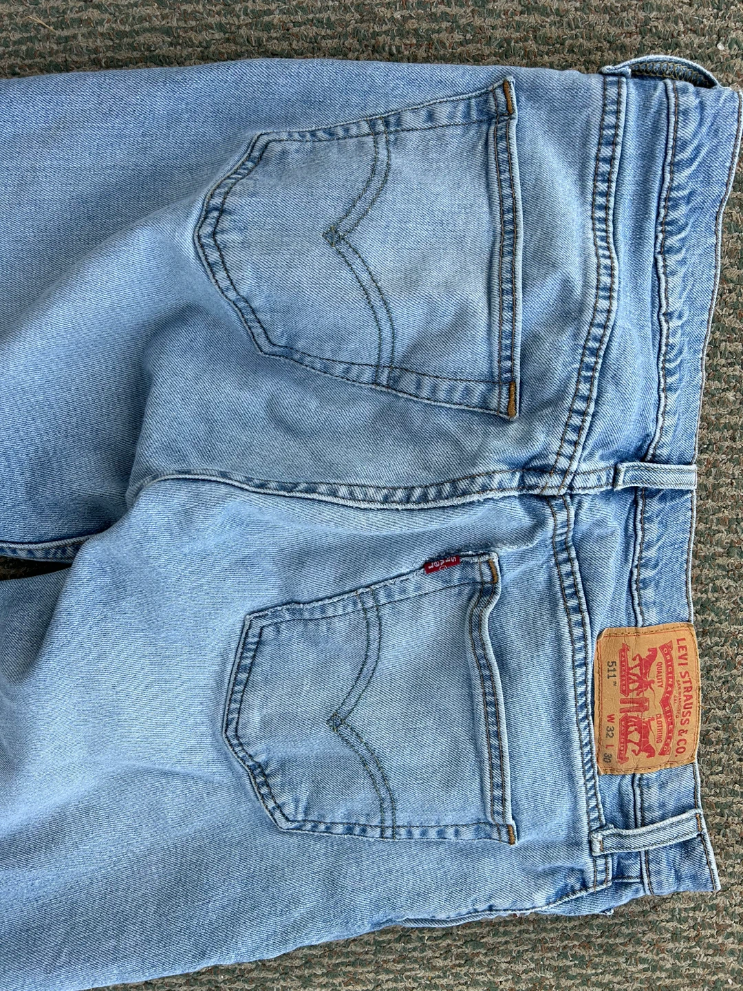 Women’s Levi jeans W32 L30 - photo 4