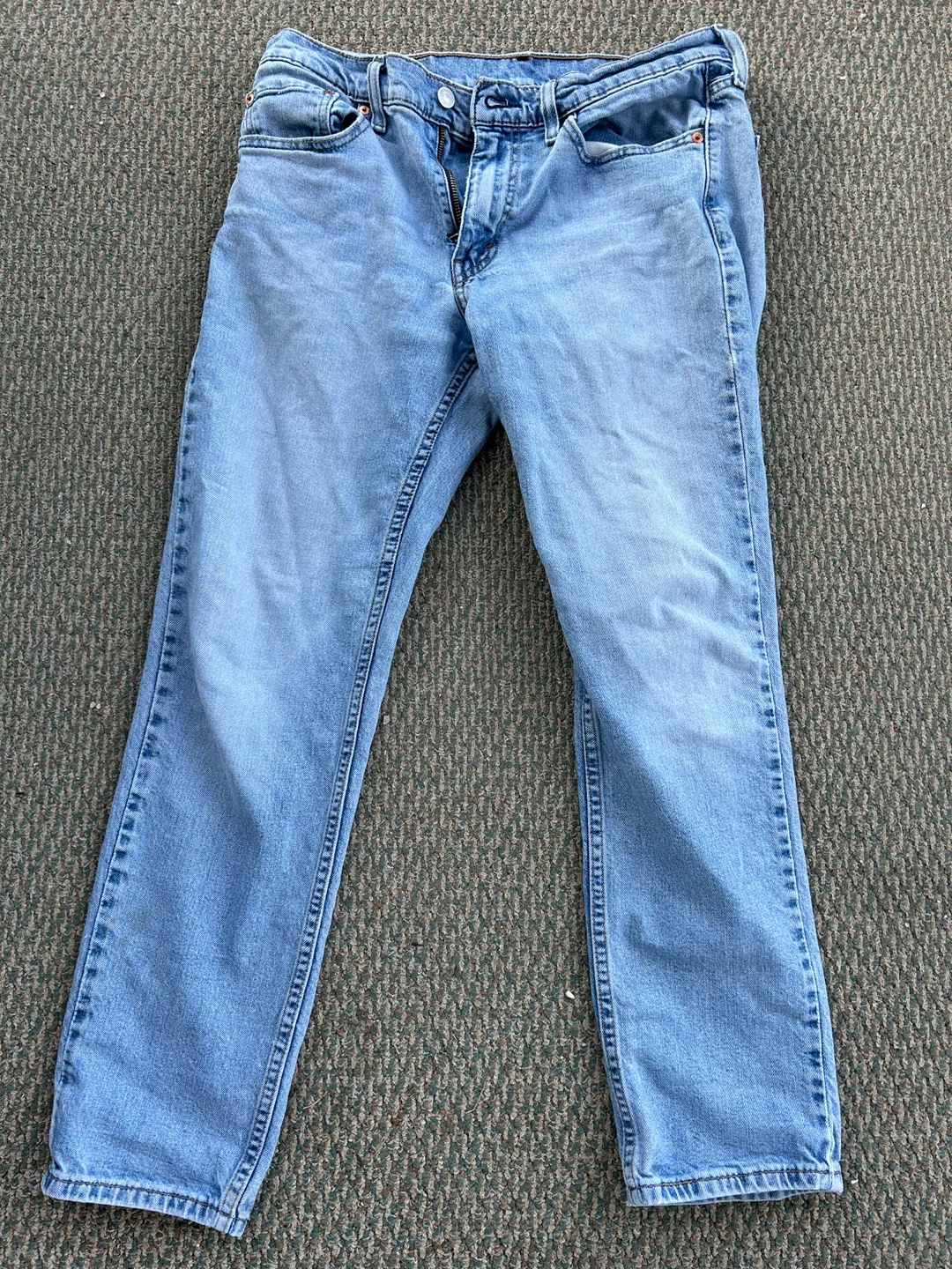 Women’s Levi jeans W32 L30