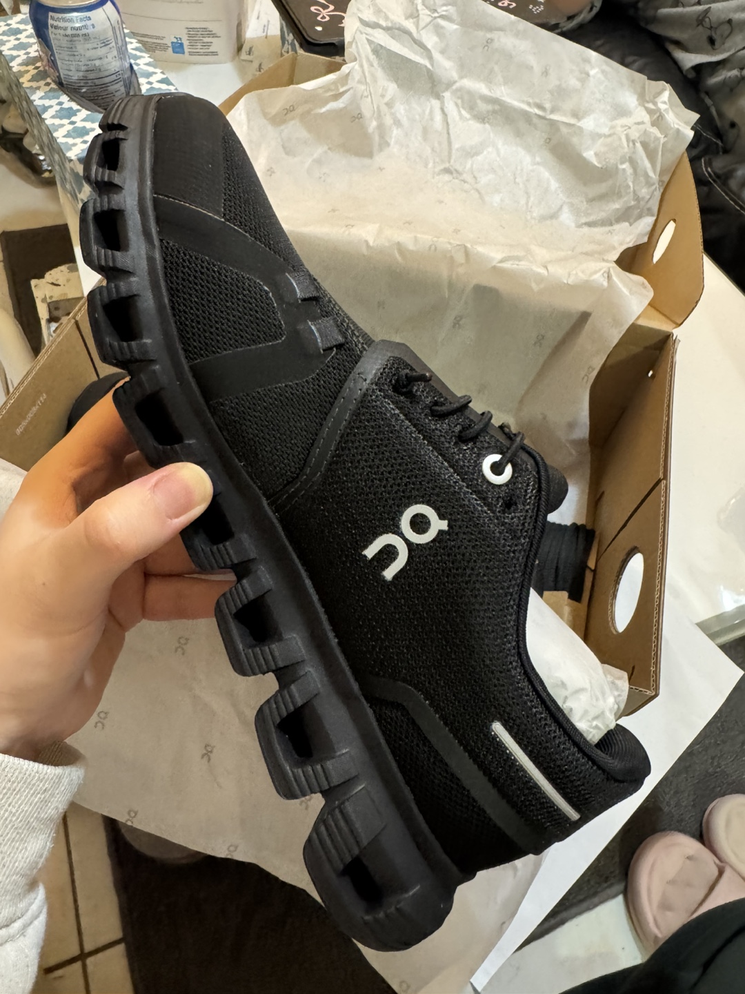 On Cloud 6 Running Shoes - Black - Size 8 Women's - photo 4