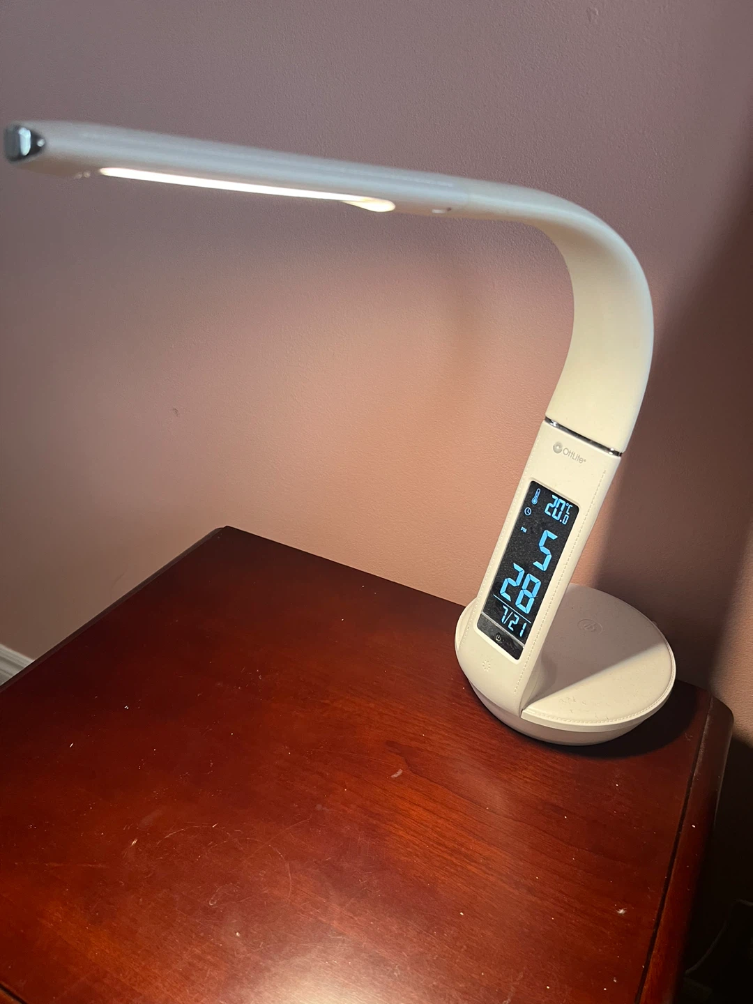 Ottlife White LED Desk Lamp with Wireless Charger - photo 5