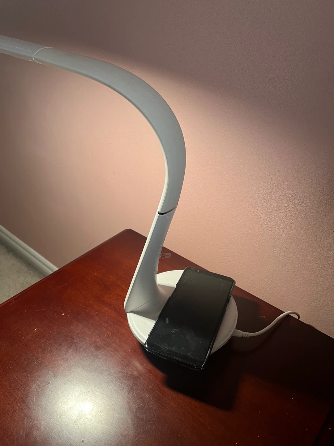 Ottlife White LED Desk Lamp with Wireless Charger - photo 2