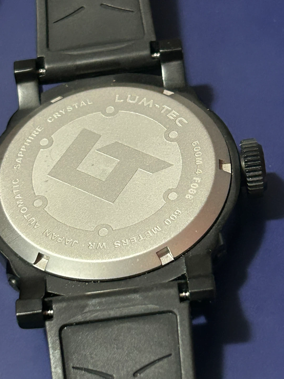 LÜM‑TEC Abyss 600M Automatic Diver Watch- Near Mint - photo 4