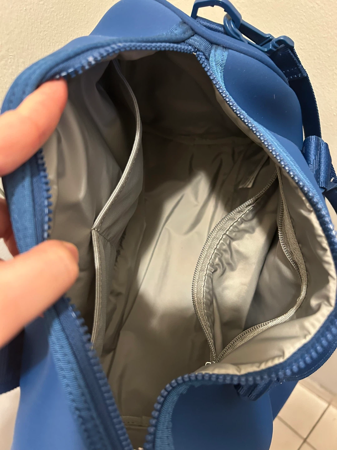 Brand New Athleta Neoprene Crossbody/Tote Bag - Navy Blue - photo 5