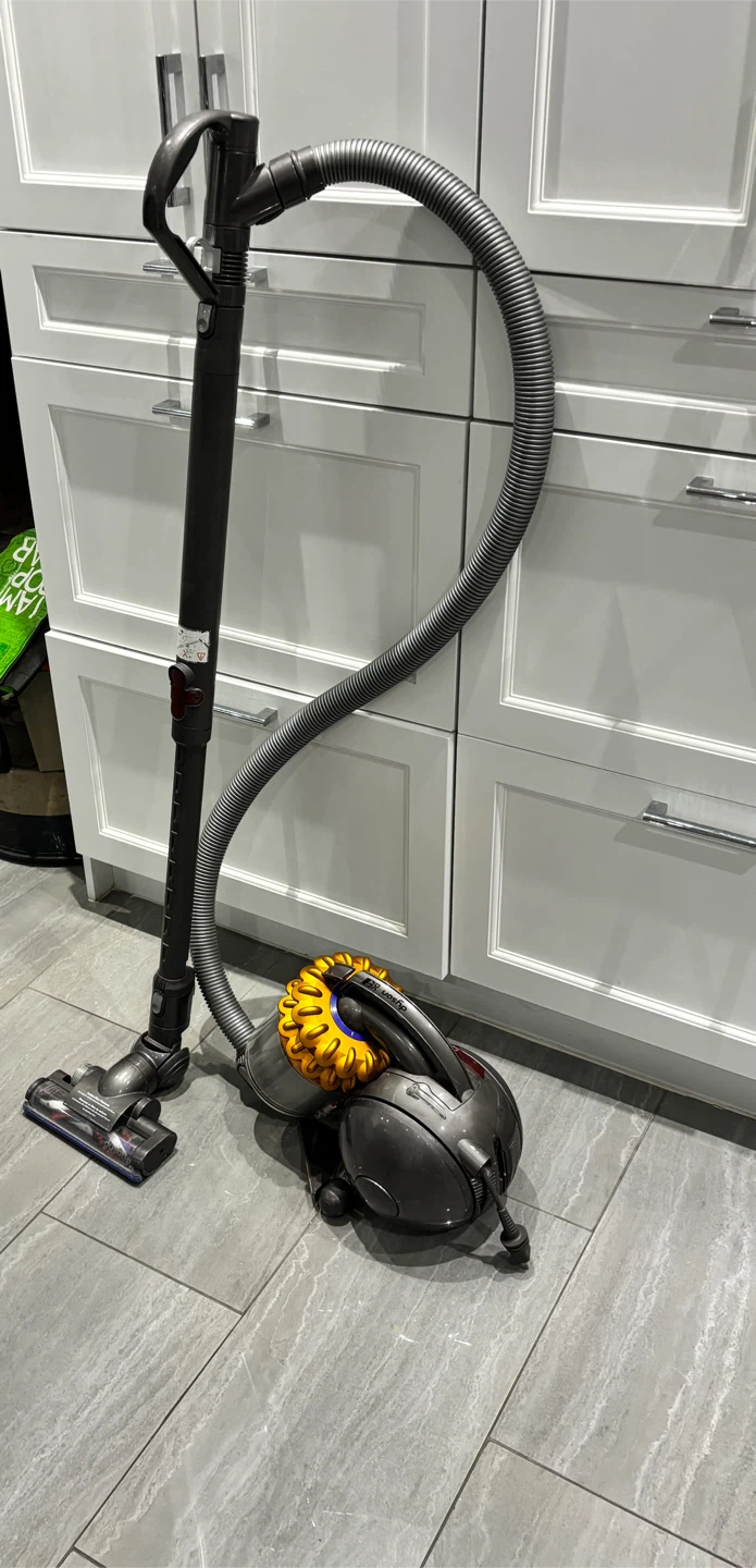 Dyson Big Ball Vacuum Cleaner - photo 2