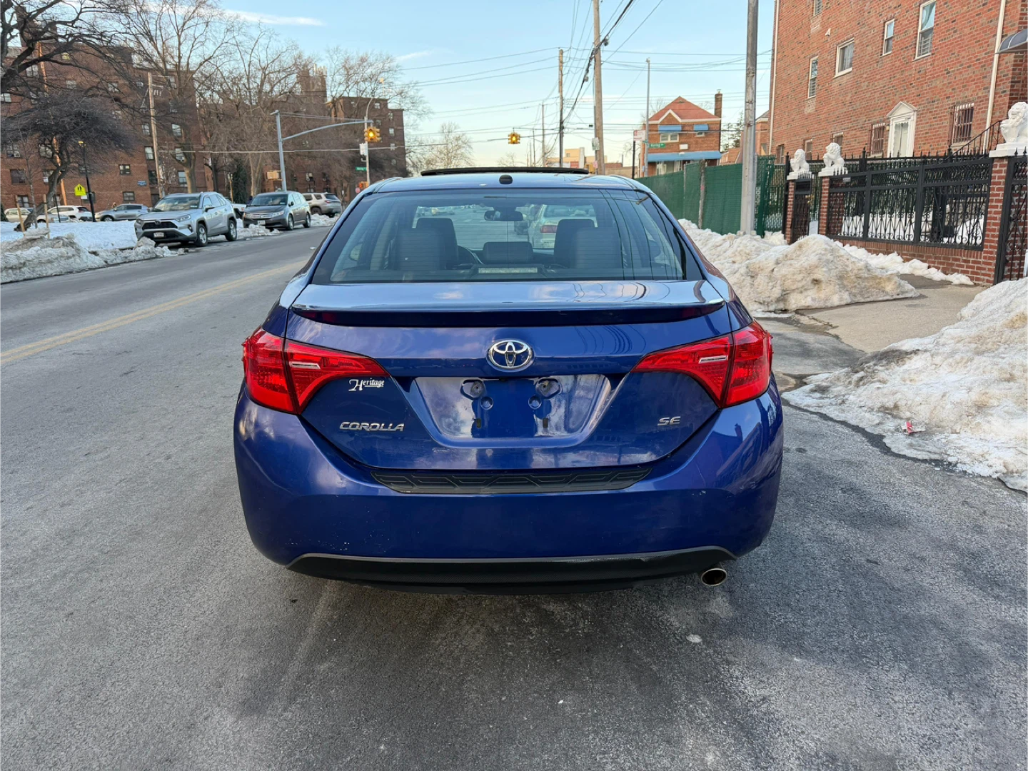 2018 Toyota Corolla SE Sedan - photo 5