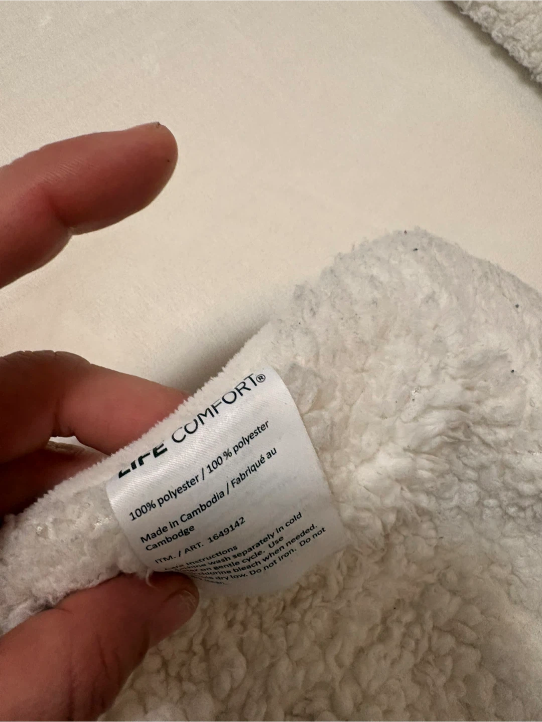 Life Comfort Sherpa Throw Blanket