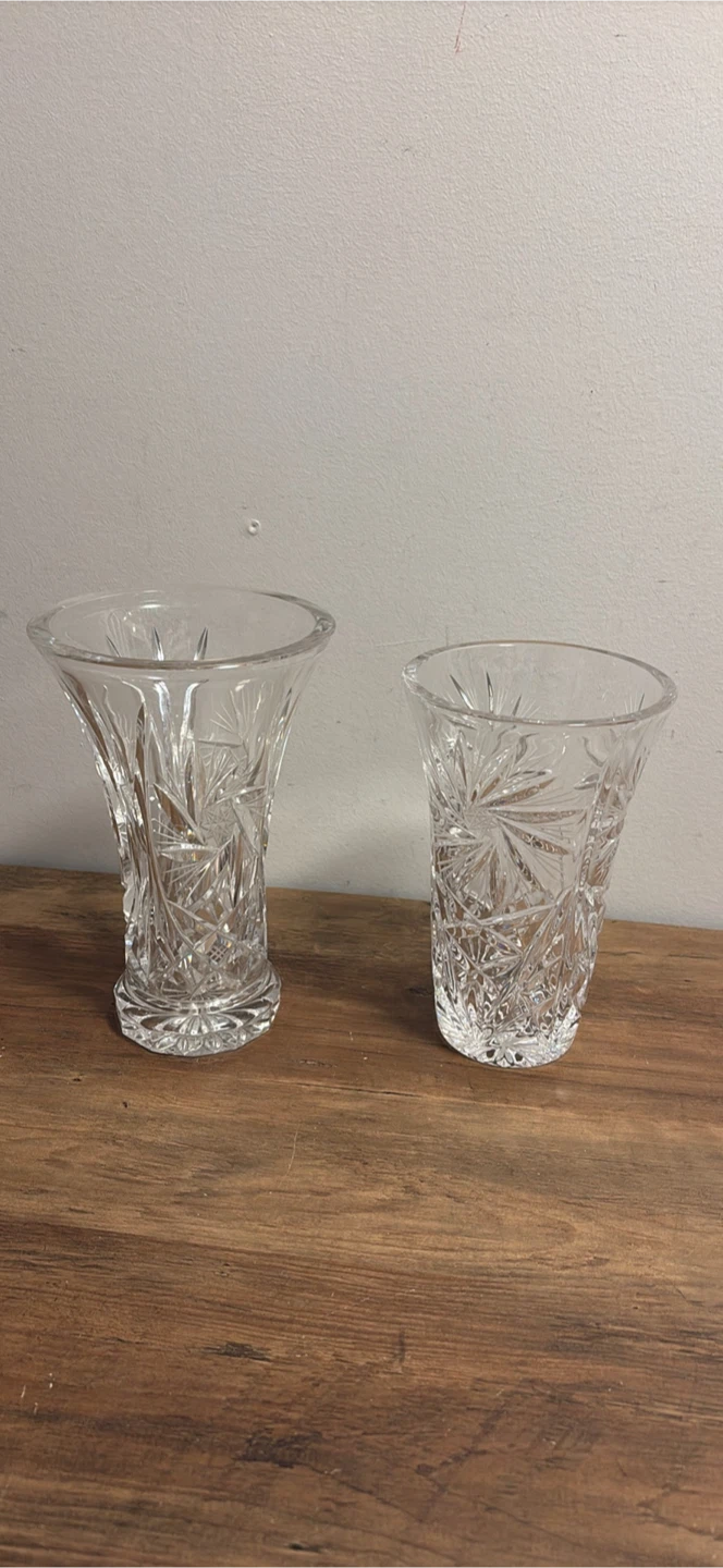 Vintage Set of 2 Pinwheel Crystal Vases - photo 4