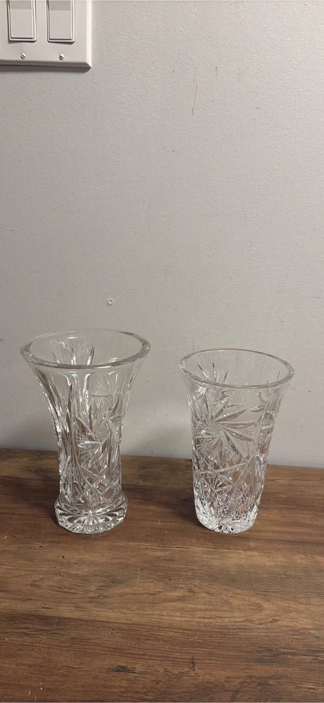 Vintage Set of 2 Pinwheel Crystal Vases