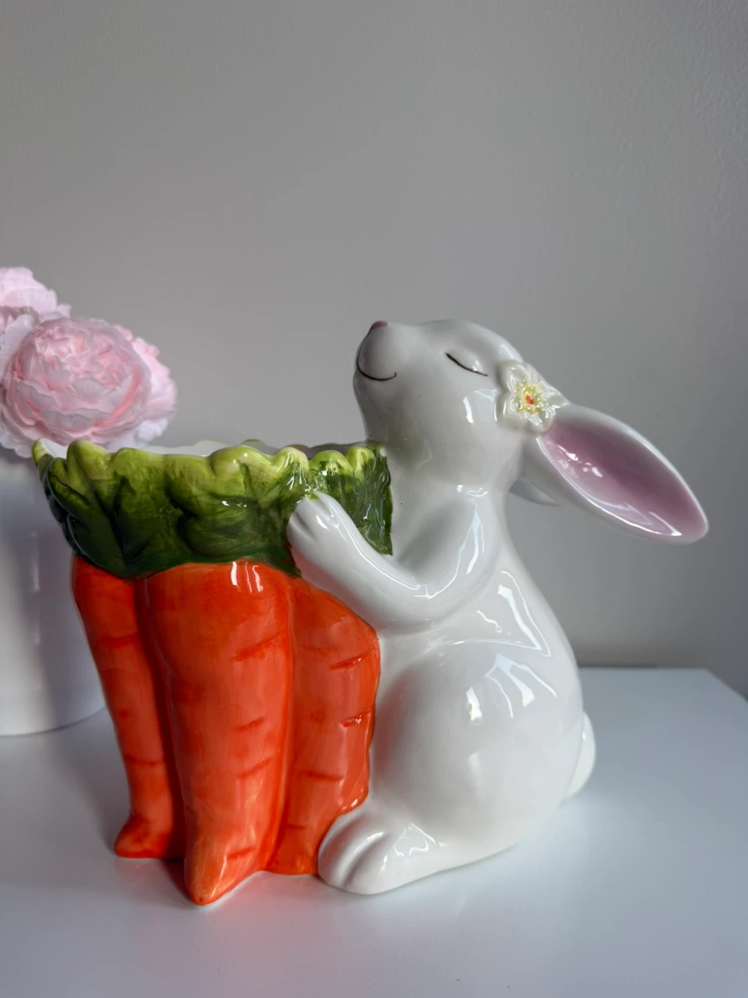 Ceramic Easter Bunny with Carrots Planter/Holder - photo 4
