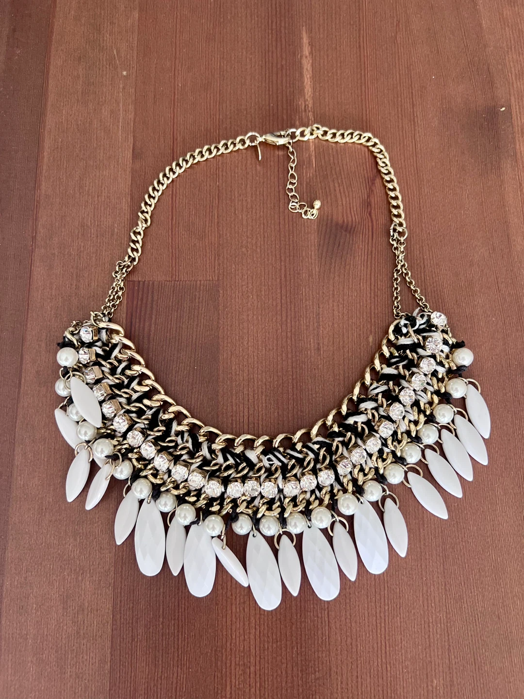 Jewelry bundle: assorted necklaces & bracelets