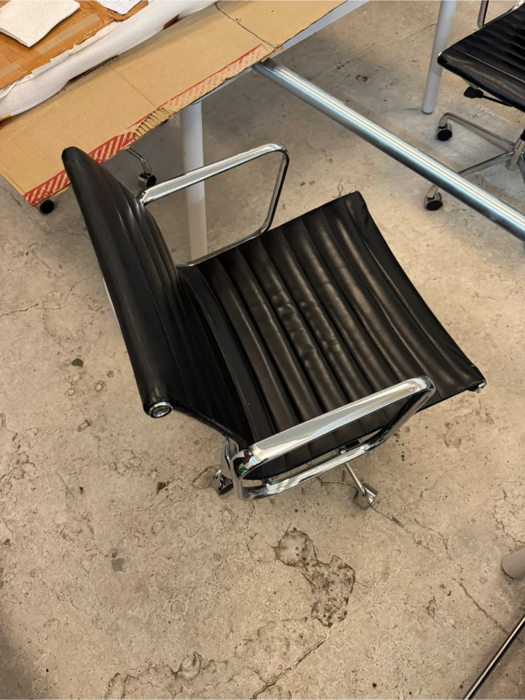 Black Leather Eames Style Office Chair - photo 3
