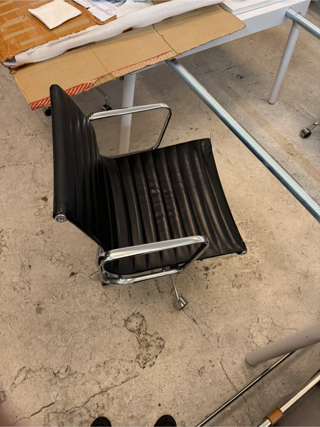 Black Leather Eames Style Office Chair - photo 2