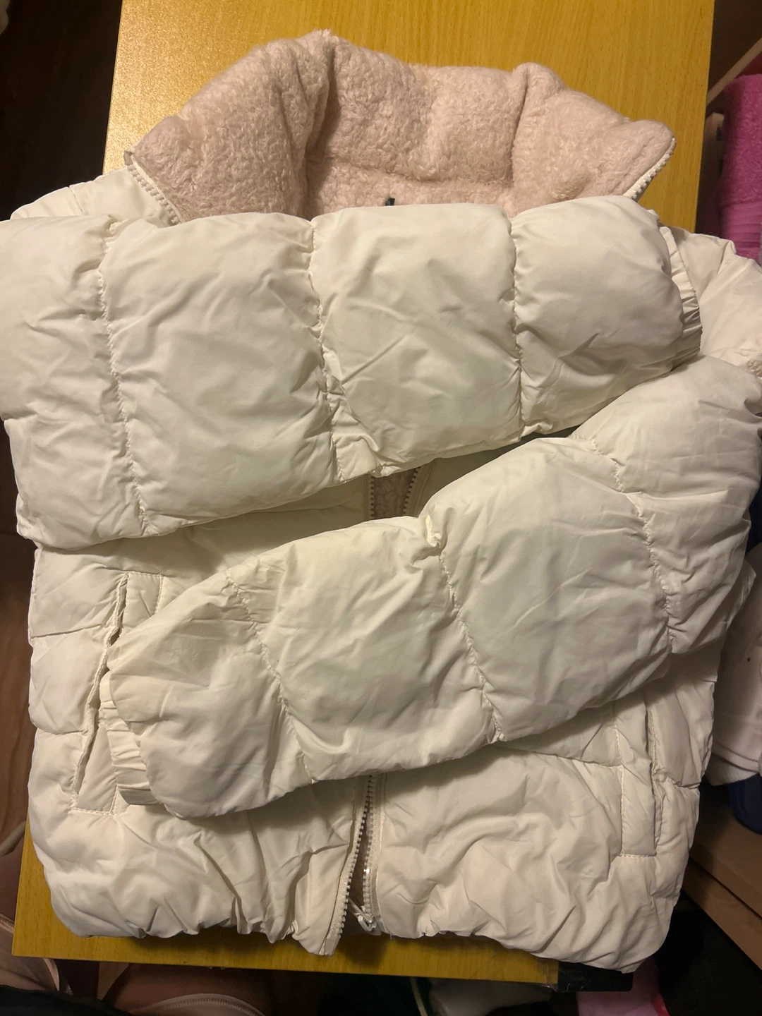 White Puffer Jacket with Pink Sherpa Collar - photo 3