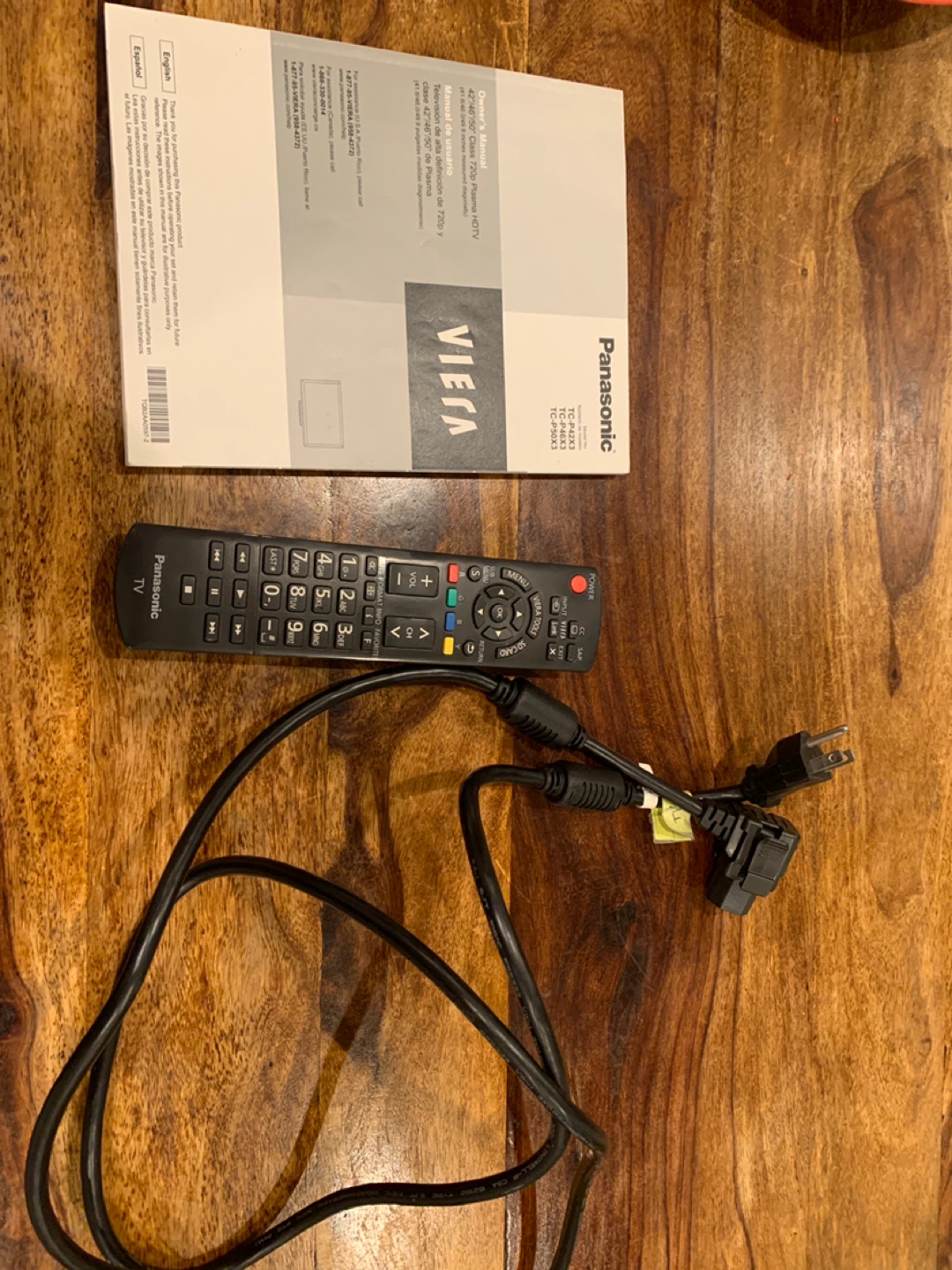 Panasonic Viera Flat Screen TV - photo 2