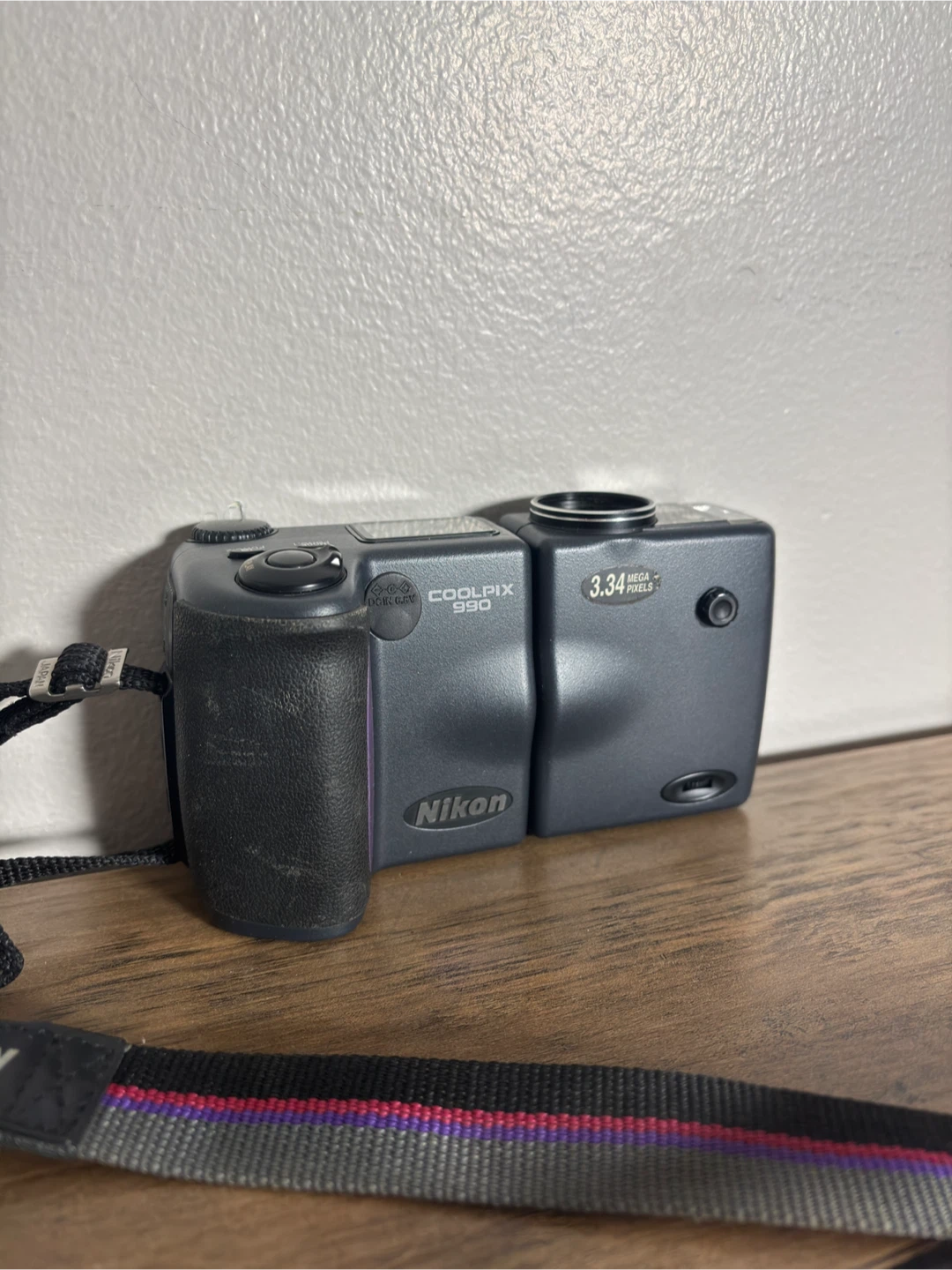 Nikon Coolpix 990 Digital Camera - Be Quick! - photo 5
