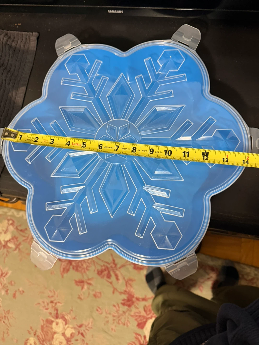 Giant Snowflake Tupperware Container – Winter / Holiday - photo 5