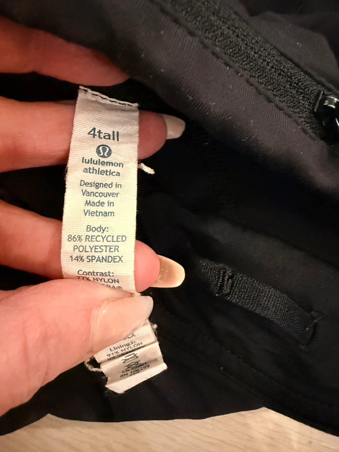 Lululemon Black skirt Size 4 Tall - photo 5